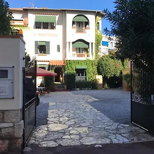 la-marjolaine.fr-provencehotel.com/